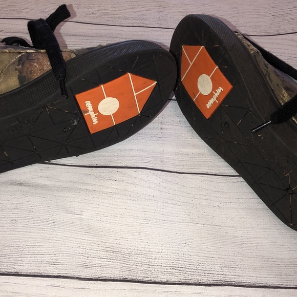 💖 Camouflage High Tops Oomphies - Picture 4 of 5